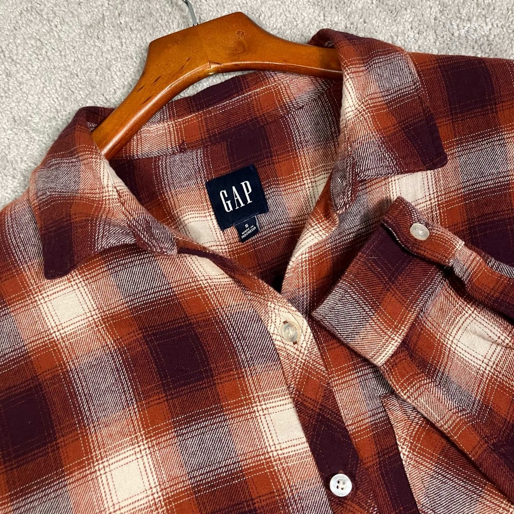 Gap Flannel Shirt Womens Small Red Shadow Plaid Grunge Button Down Ombre